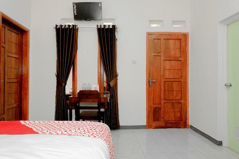 Oyo 605 Queen Homestay Batu  Exteriör bild